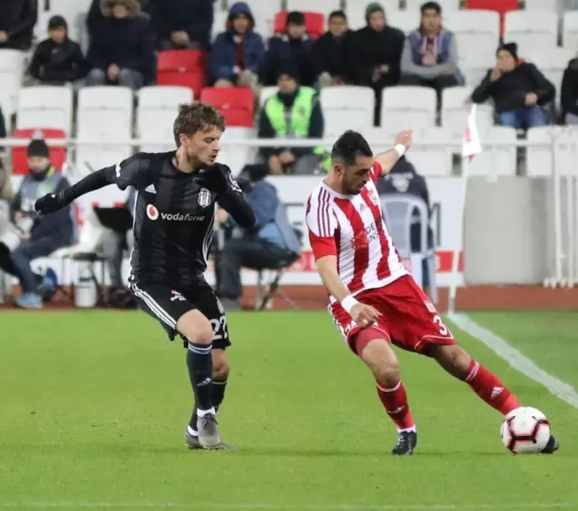 Spor Toto Süper Lig: Dg Sivasspor: 1 - Beşiktaş: 2 (Maç Sonucu) Spor Toto Süper Lig: Dg Sivasspor: 1 - Beşiktaş: 2 (Maç Sonucu)