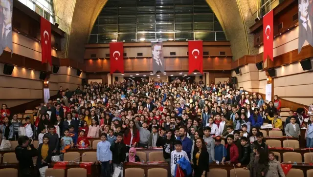 23 Nisan Ulusal Egemenlik ve Çocuk Bayramı 23 Nisan Ulusal Egemenlik ve Çocuk Bayramı