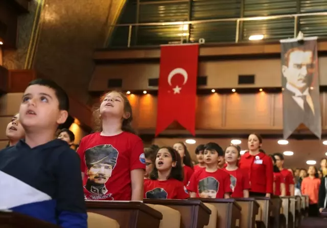 23 Nisan Ulusal Egemenlik ve Çocuk Bayramı 23 Nisan Ulusal Egemenlik ve Çocuk Bayramı