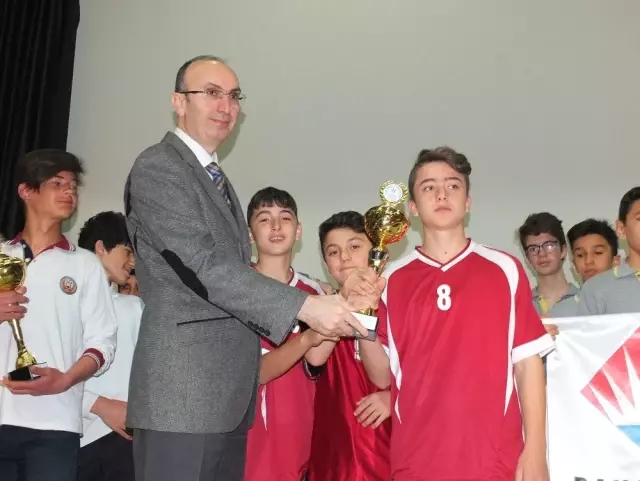 Bandırma'da 23 Nisan'a Günboyu Kutlama