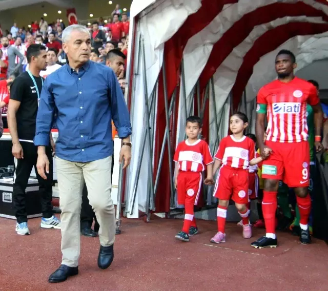 Bülent Korkmaz 6 Yılın Rekorunu Kırdı Bülent Korkmaz 6 Yılın Rekorunu Kırdı