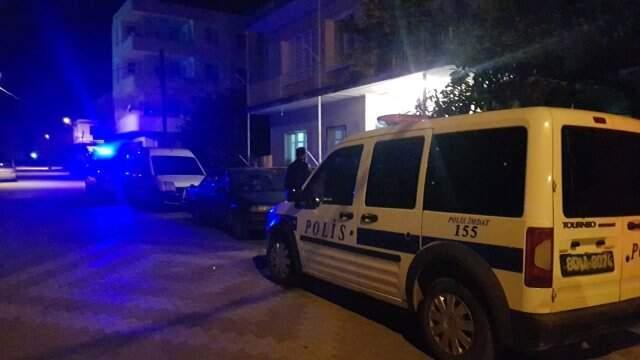 Emekli Uzman Çavuşun Eşini Tabancayla Vurup İntihar Etti
