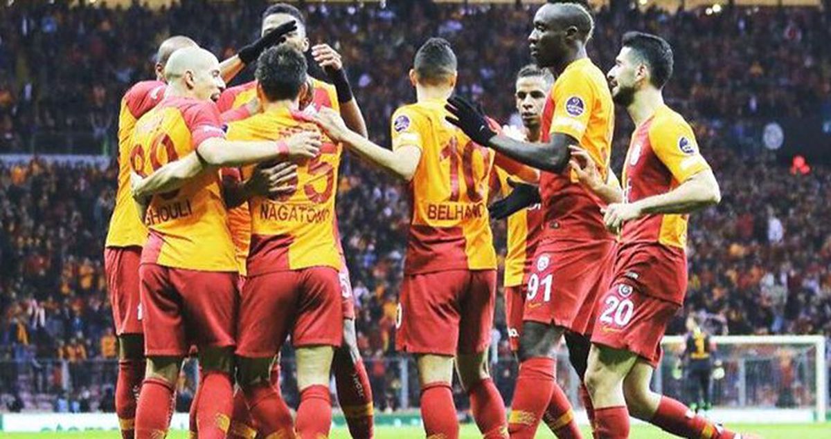 Galatasaray'da Takımdan Ayrılacak İlk İsim Belli Oldu!
