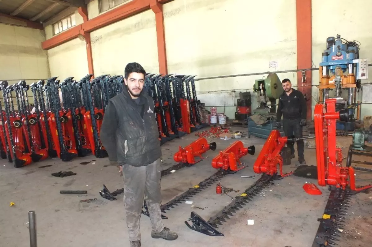 Malazgirt'ten Yurt Dışına Tarım Aletleri İhracı