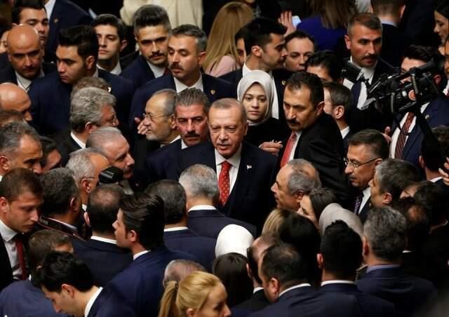 Son Dakika! Cumhurbaşkanı Erdoğan'dan, YSK'nın İstanbul Kararına İlk Tepki: Bekleyeceğiz