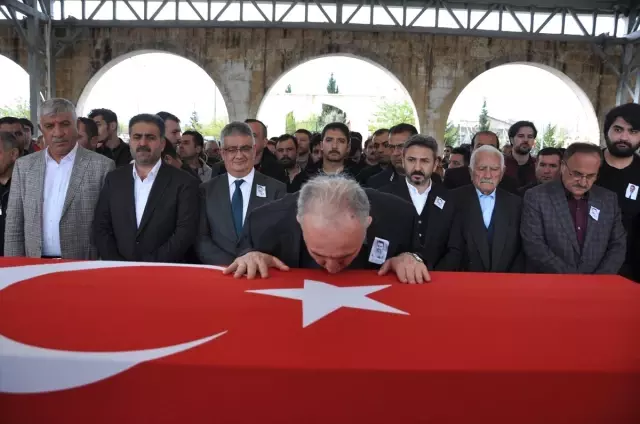 Sri Lanka'da 2 Türk Vatandaşının Hayatını Kaybetmesi Sri Lanka'da 2 Türk Vatandaşının Hayatını Kaybetmesi