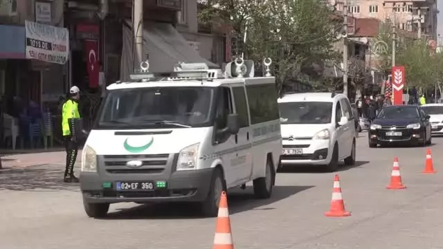 Sri Lanka'da Hayatını Kaybeden 2 Türk Vatandaşının Cenazesi Sri Lanka'da Hayatını Kaybeden 2 Türk Vatandaşının Cenazesi