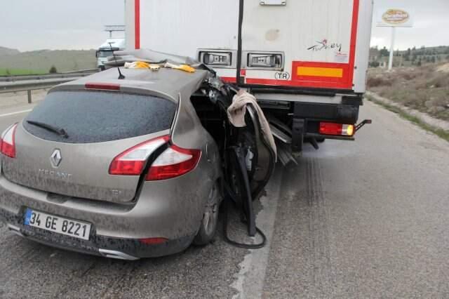 Afyonkarahisar'da Feci Kaza, Genç Kız Hayatını Kaybetti
