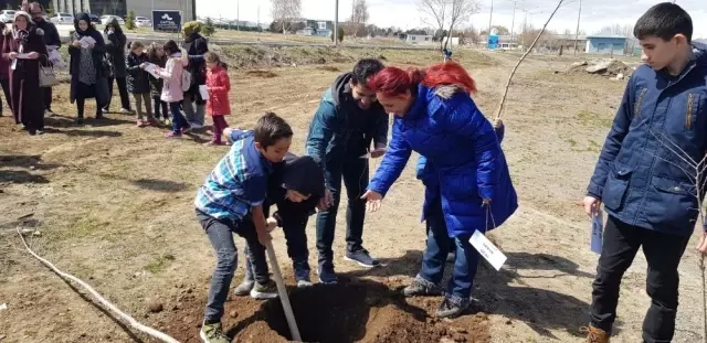 Her Çocuk İçin Bir Fidan Dikildi Her Çocuk İçin Bir Fidan Dikildi