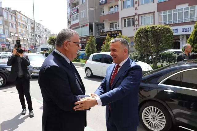 Kırklareli Valisi Bilgin'den Belediyeye Ziyaret