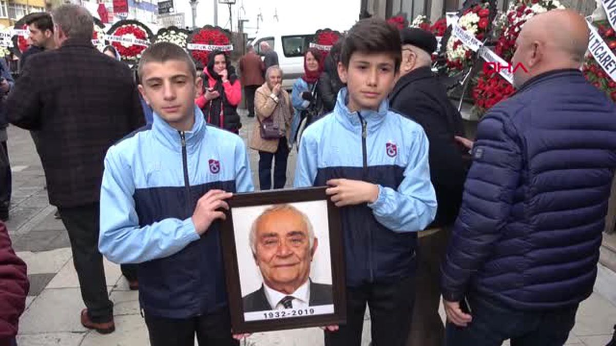 Spor Trabzonspor'un Kurucu Üyelerinden Sabit Sabır, Toprağa Verildi