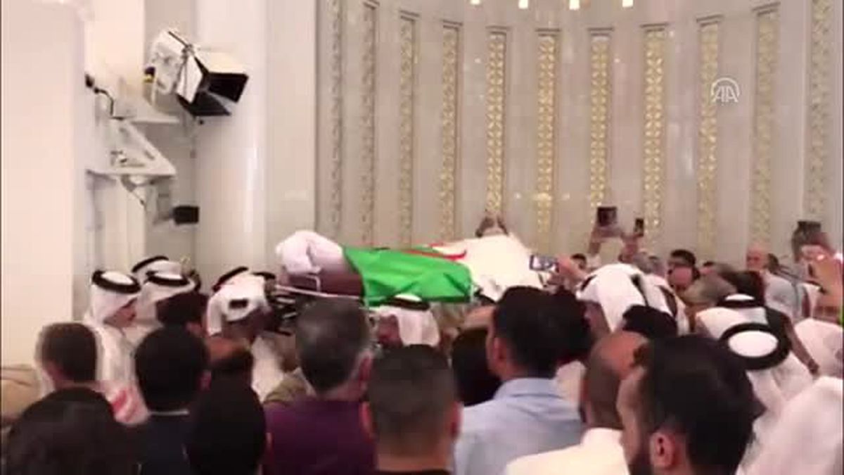 Cezayir'deki Fıs'ın Kurucu Liderlerinden Medeni İçin Cenaze Töreni