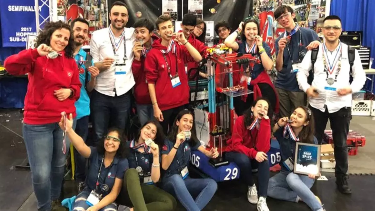 Darüşşafaka Robot Kulübü, Dünyanın En İyi Robot Kulüpleri Arasına Girmeyi Başardı