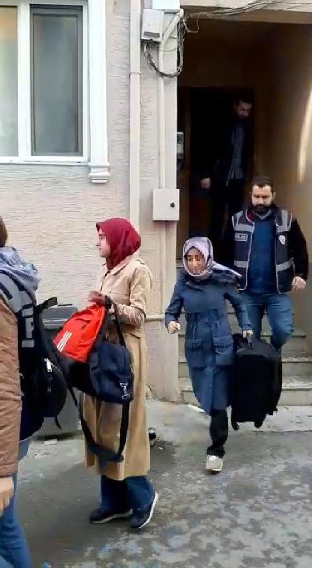 Firari Emniyet Müdürünün Firari Yeğeni, Gaybubet Evinde Yakalandı