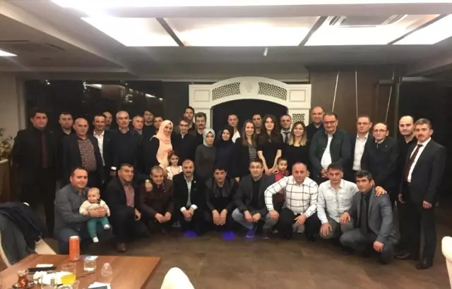 Gönüllere Dokunup Gitti Gönüllere Dokunup Gitti
