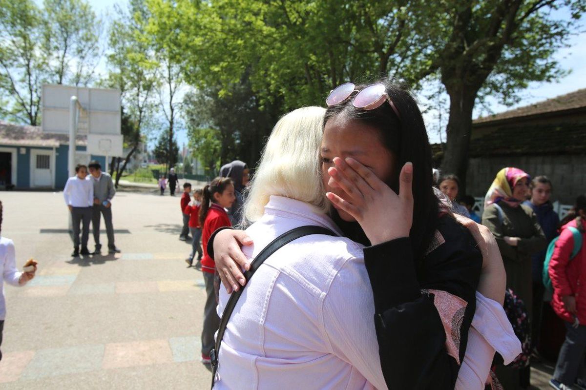 Kocaeli'ye Gelen Çocuklar, Gözyaşları Arasında Ülkelerine Döndü