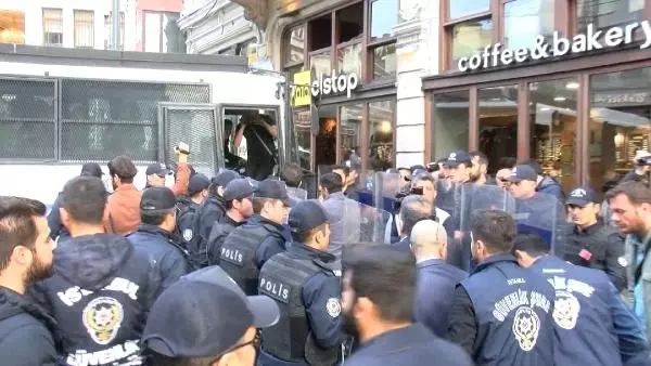 Polis, Taksim'de Soma Protestosuna İzin Vermedi