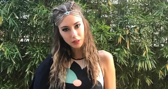 Şeyma Subaşı'ndan Sevgilisine Dikkat Çeken Gönderme: Yeterli Olmuyor Şeyma Subaşı'ndan Sevgilisine Dikkat Çeken Gönderme: Yeterli Olmuyor
