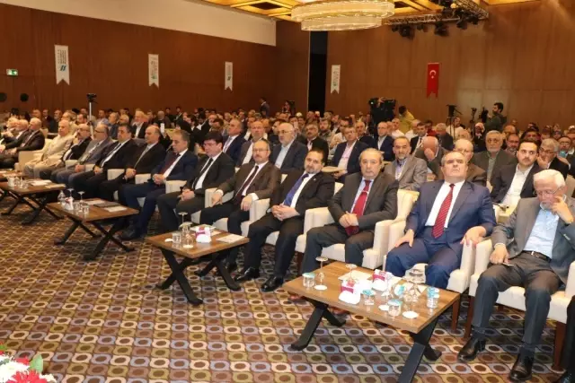 Ufuk Turu Toplantıları 'Sosyal Sorumluluk ve İş Ahlakı' Başlığıyla Kayseri'de Toplandı Ufuk Turu Toplantıları 'Sosyal Sorumluluk ve İş Ahlakı' Başlığıyla Kayseri'de Toplandı