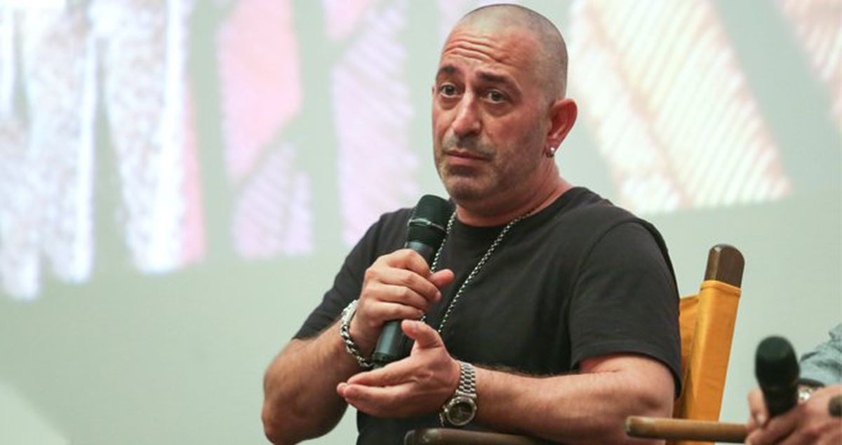 Cem Yılmaz, Seçimlere Katılmasını İsteyen Takipçilerine Verdiği Cevapla Güldürdü