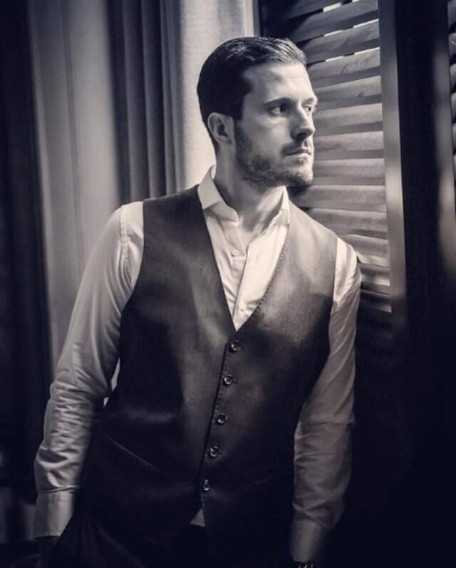 Gökhan Gencebay Kimdir?