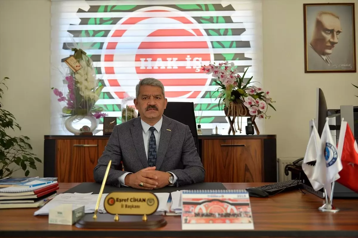 Hdp'li Belediyenin Hak-İş'e Bağlı Sendikaların Üyelerini İstifaya Zorladığı İddiası