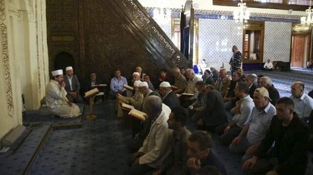 Mukabele Nedir, Ne Demektir? Mukabele Nasıl Yapılır?