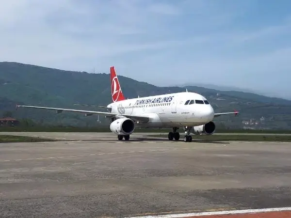 Thy, Zonguldak Havalimanı'na Test Uçuşu Yaptı Thy, Zonguldak Havalimanı'na Test Uçuşu Yaptı