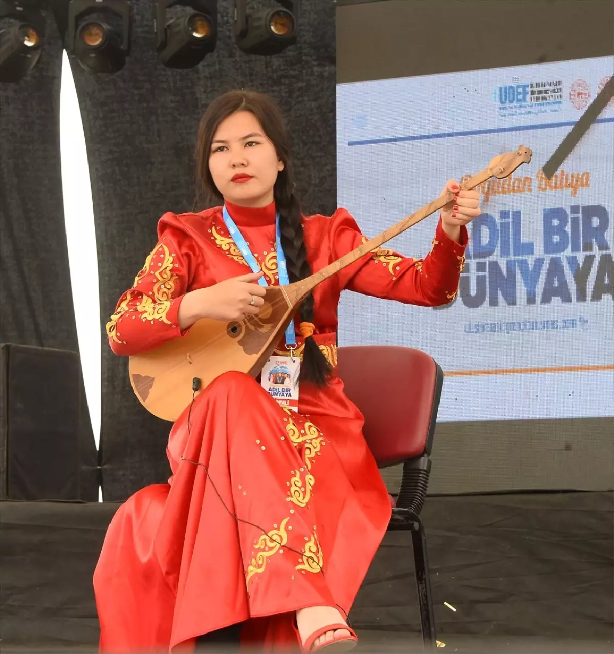 Uşak'ta 12. Uluslararası Öğrenci Buluşması