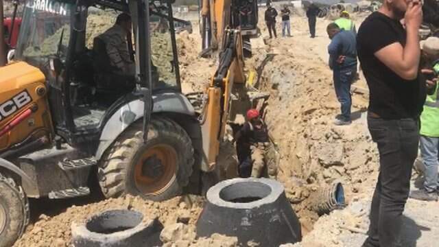 Son Dakika! Başakşehir'de İnşaatta Göçük Meydana Geldi: Enkaz Altında Kalanlar Var