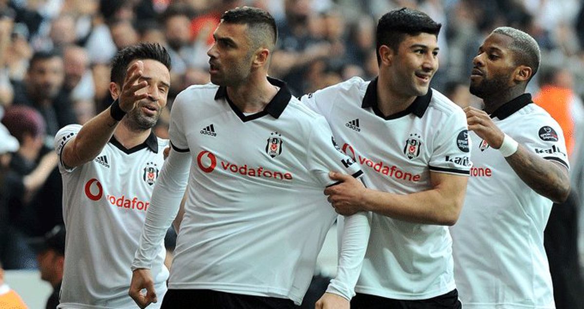 Burak Yılmaz 2 Gol Attı, Beşiktaş Evinde Ankaragücü'nü Rahat Geçti