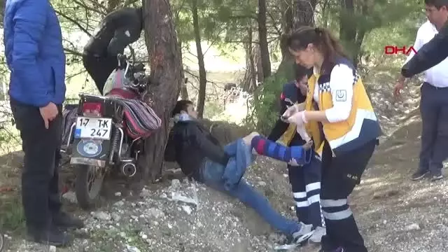 Çanakkale Kazada Başında Kask Bulunmayan Anne Ağır Yaralandı