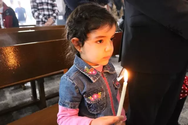 Diyarbakır'da Paskalya Kutlandı Diyarbakır'da Paskalya Kutlandı