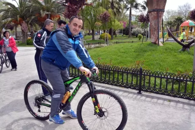 Sinop'ta Geleneksel Yeşilay Bisiklet Turu'nun 9.'su Düzenlendi