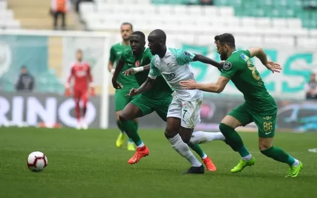 Spor Toto Süper Lig: Bursaspor: 0 - Akhisarspor: 0 (İlk Yarı) Spor Toto Süper Lig: Bursaspor: 0 - Akhisarspor: 0 (İlk Yarı)