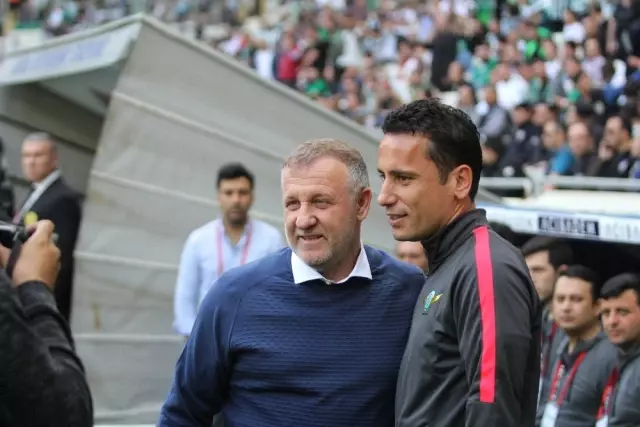 Spor Toto Süper Lig: Bursaspor: 0 - Akhisarspor: 0 (İlk Yarı) Spor Toto Süper Lig: Bursaspor: 0 - Akhisarspor: 0 (İlk Yarı)