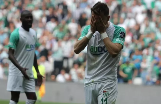 Spor Toto Süper Lig: Bursaspor: 0 - Akhisarspor: 0 (İlk Yarı) Spor Toto Süper Lig: Bursaspor: 0 - Akhisarspor: 0 (İlk Yarı)