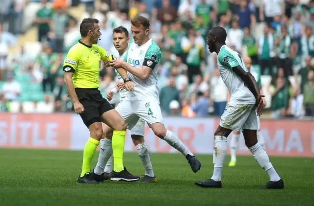 Spor Toto Süper Lig: Bursaspor: 0 - Akhisarspor: 0 (İlk Yarı) Spor Toto Süper Lig: Bursaspor: 0 - Akhisarspor: 0 (İlk Yarı)
