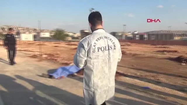 Gaziantep Babalarının Cenazesine Sarılıp Ağladılar