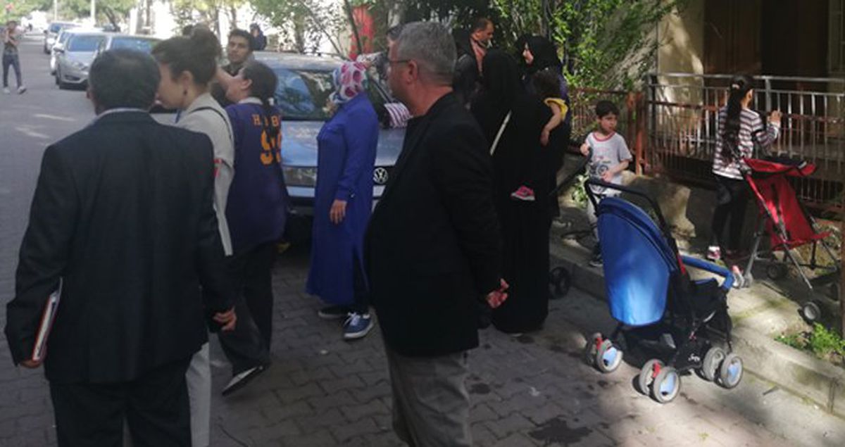 İstanbul'da 5 Katlı Bir Bina Çökme Riski Nedeniyle Boşaltıldı