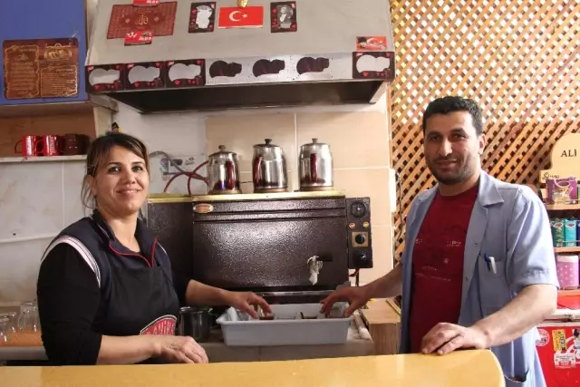 Kim Demiş 'Kadından Kahveci Olmaz' Diye
