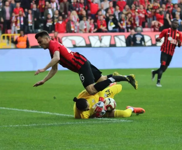 Spor Toto 1. Lig: Eskişehirspor: 3 - Afyonspor: 1 Spor Toto 1. Lig: Eskişehirspor: 3 - Afyonspor: 1