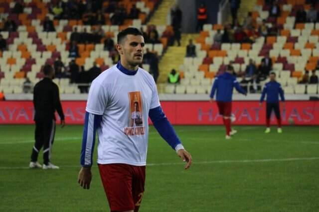 Yeni Malatyasporlu Futbolcular Josef Sural'ı Unutmadı