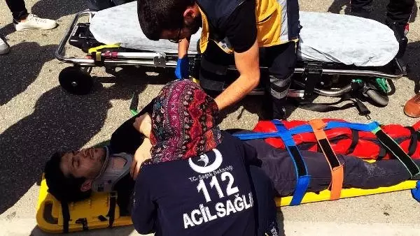 Yolun Karşısına Geçmek İsterken Kazada Yaralandı Yolun Karşısına Geçmek İsterken Kazada Yaralandı