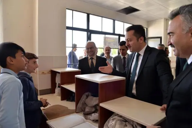 Bilecik'te '4006 Tübitak Bilim Fuarı' Bilecik'te '4006 Tübitak Bilim Fuarı'