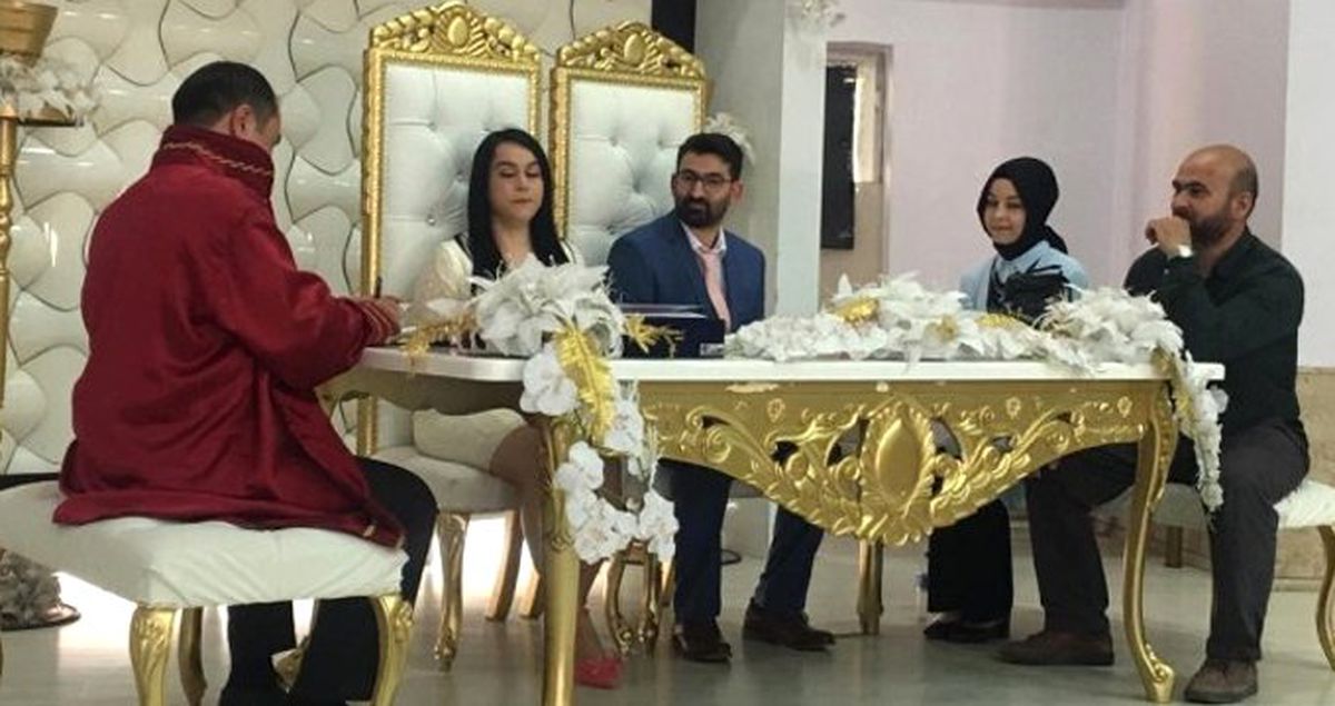 Talihsiz Damat, Yanlışlıkla Kayınpederiyle Evlendi