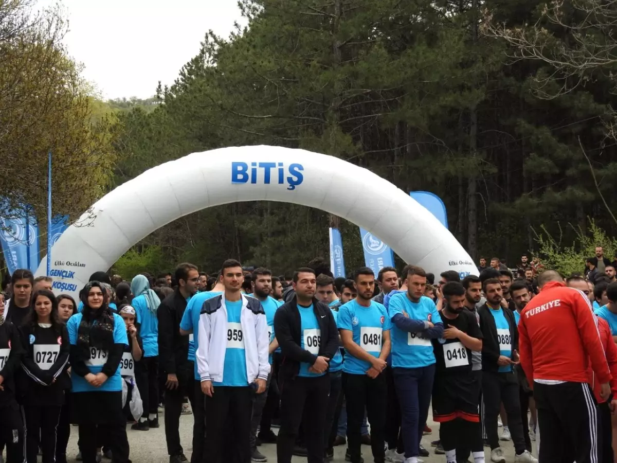 Gençler Eymir Gölü'nde Buluştu