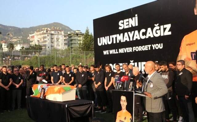 Rıdvan Dilmen'den Çok Konuşulacak Sözler: Hakemler Liste Var