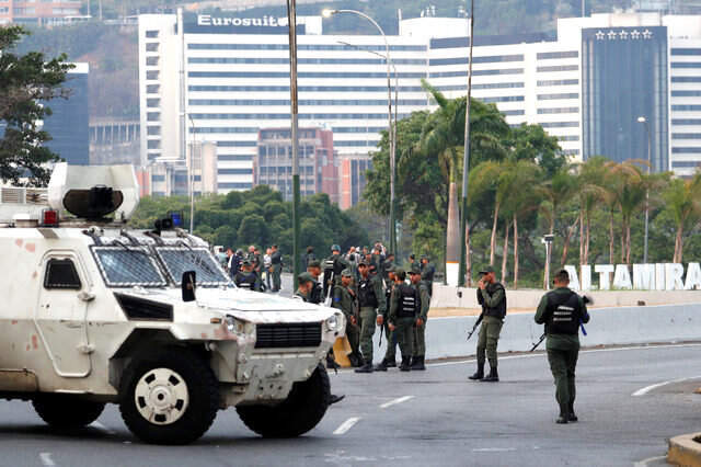 Son Dakika! Venezuela'da Darbe Girişimi! Hükümet Darbeyi Bastırmaya Çalışıyor