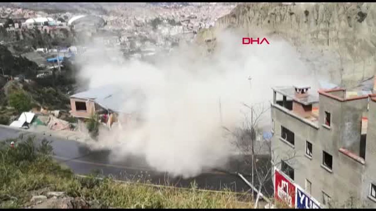 Dha Dış ? Bolivya'da Toprak Kayması 64 Ev Yıkıldı